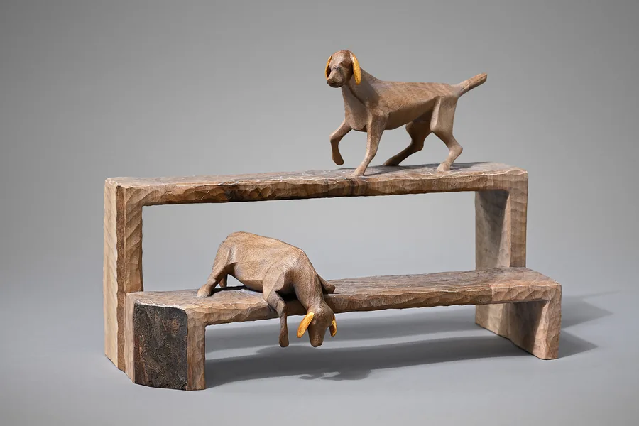Dogs — Noce, foglia d’oro · 35 × 26 cm