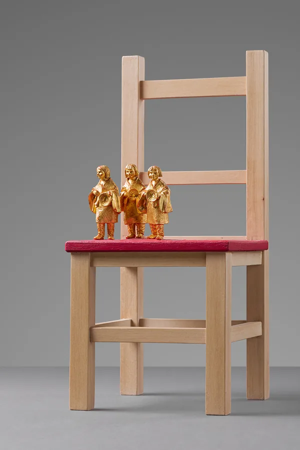 Minoranza — Linde, Blattgold · 44 × 20 cm