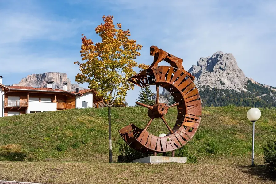 Wheel Mill — Corten steel · 400 cm