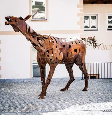 Movement — Corten steel · 380 × 550 cm